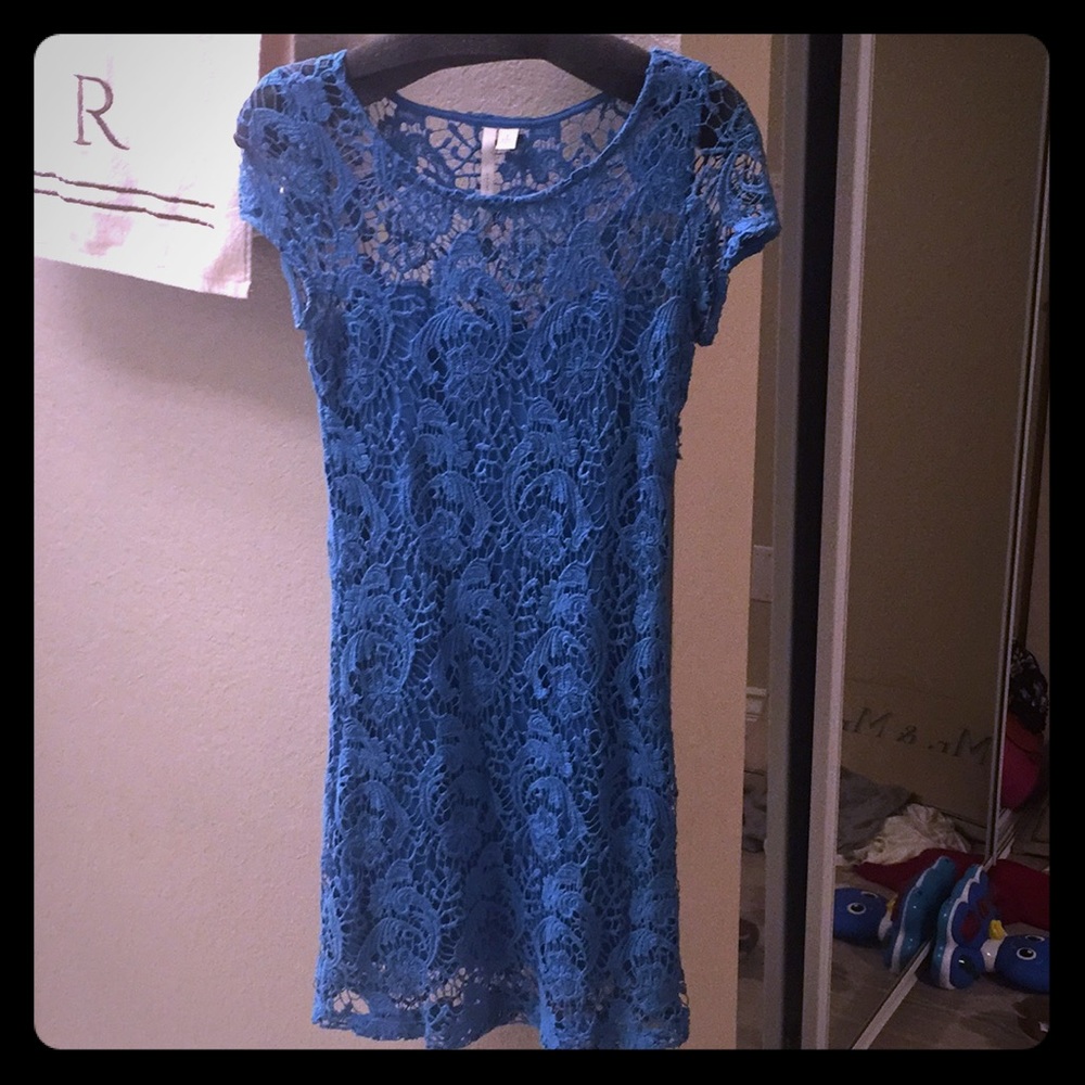 Lace dress
